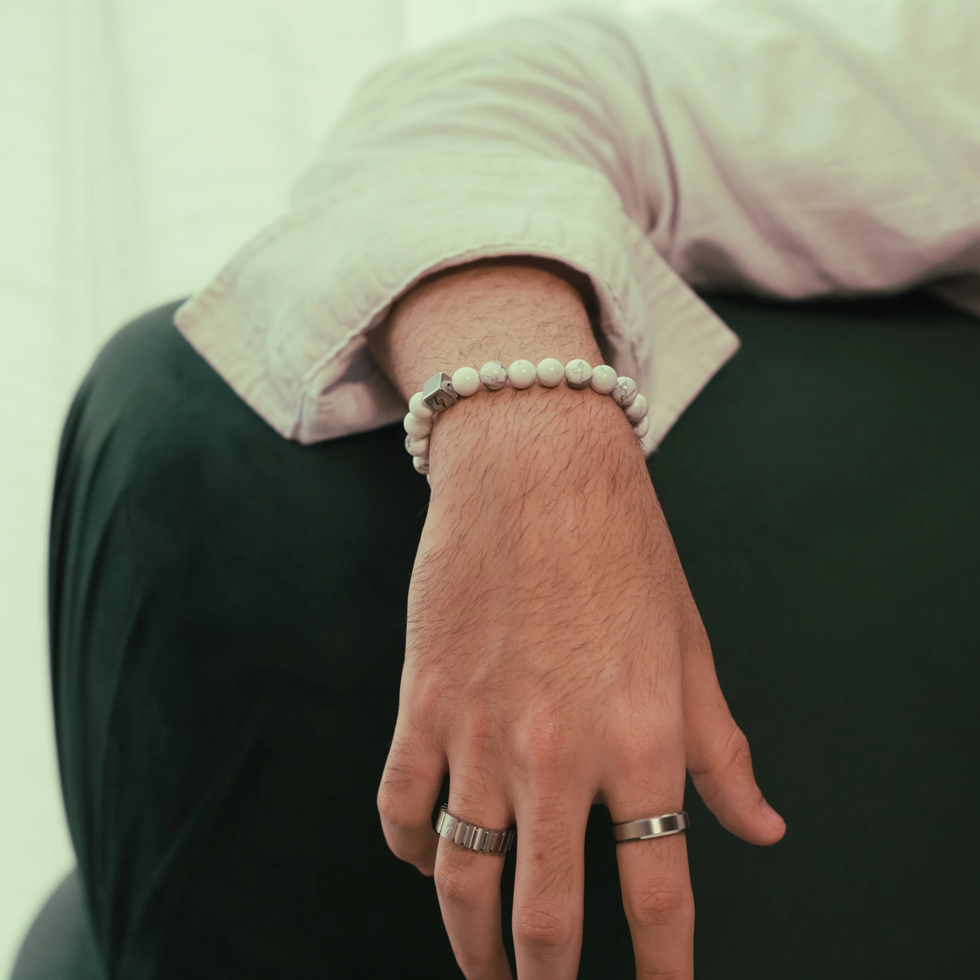 White Howlite Stone Bracelet - Image 3